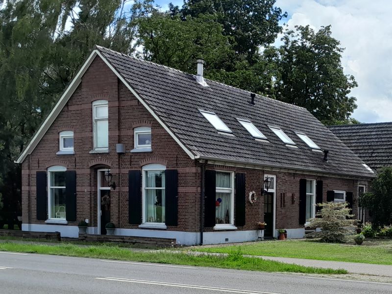 Varsseveldsestraatweg 69, Lintelo