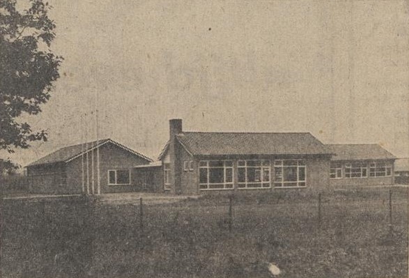 Aan de Dinxperlosestraat verrees het nieuwe gebouw van de Sociale Werkinrichting te Aalten.