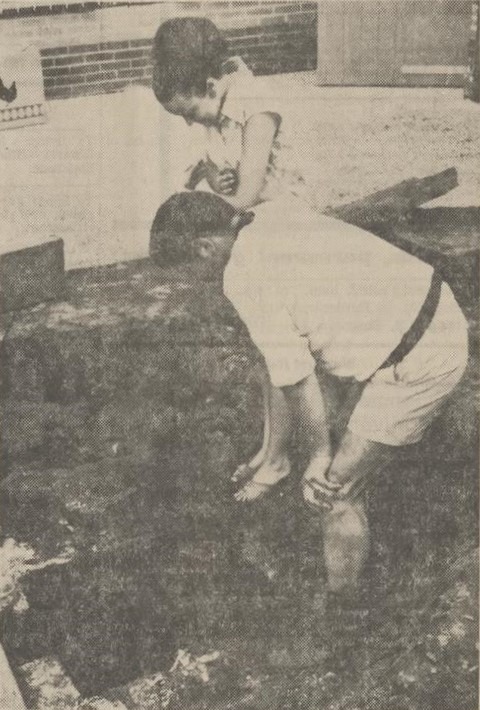 Waterput Molenstraat Aalten - Dagblad Tubantia, 05-08-1969