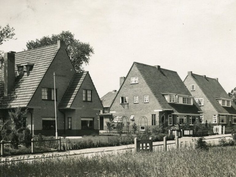 Slicher van Bathstraat, Aalten