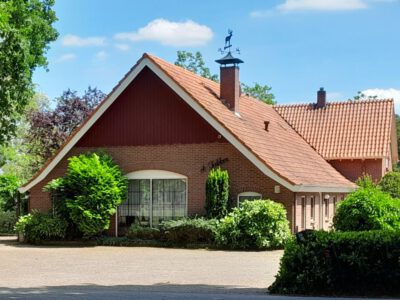 Kloosterdijk 26-28, 't Klooster (Tukker)