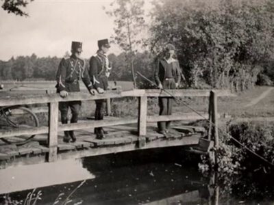 Nannielaantje, bridge over the Slingebeek