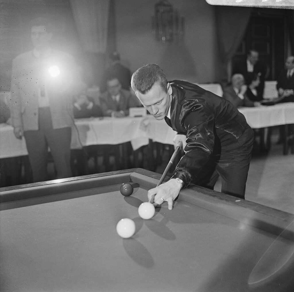 Hans Vultink op de Europese Kampioenschappen Bandstoten in Krefeld, 21 april 1966 (Foto: Wikimedia Commons)