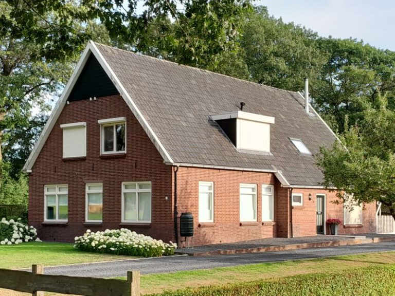 Slaadijk 12, Heurne